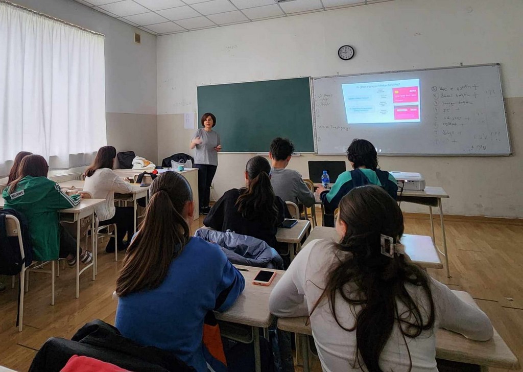 პროექტი “მოიწვიე ფინედუ კლასში”